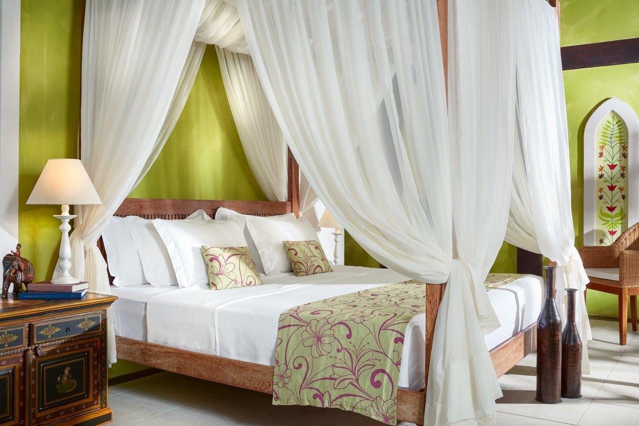 Zorah Beach Hotel Траири Екстериор снимка