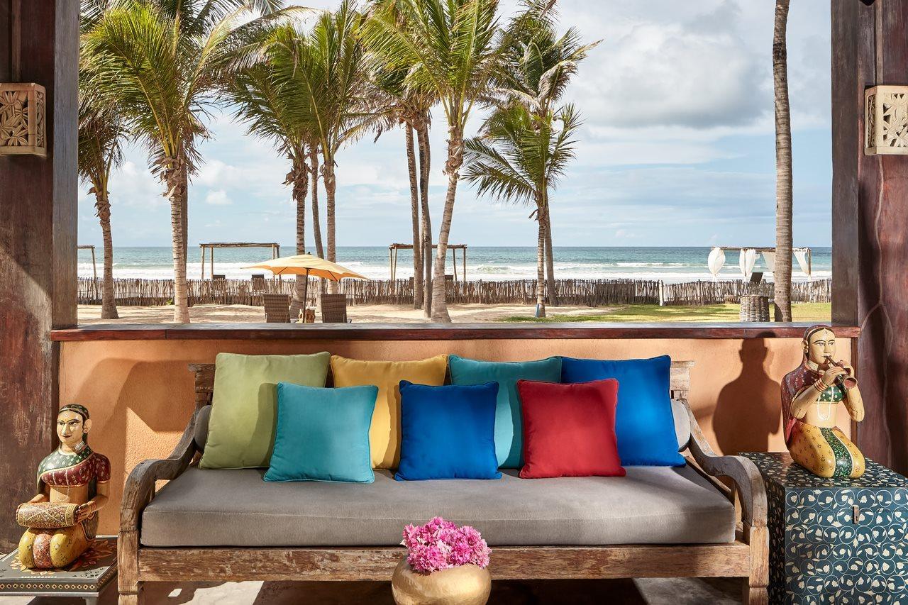 Zorah Beach Hotel Траири Екстериор снимка